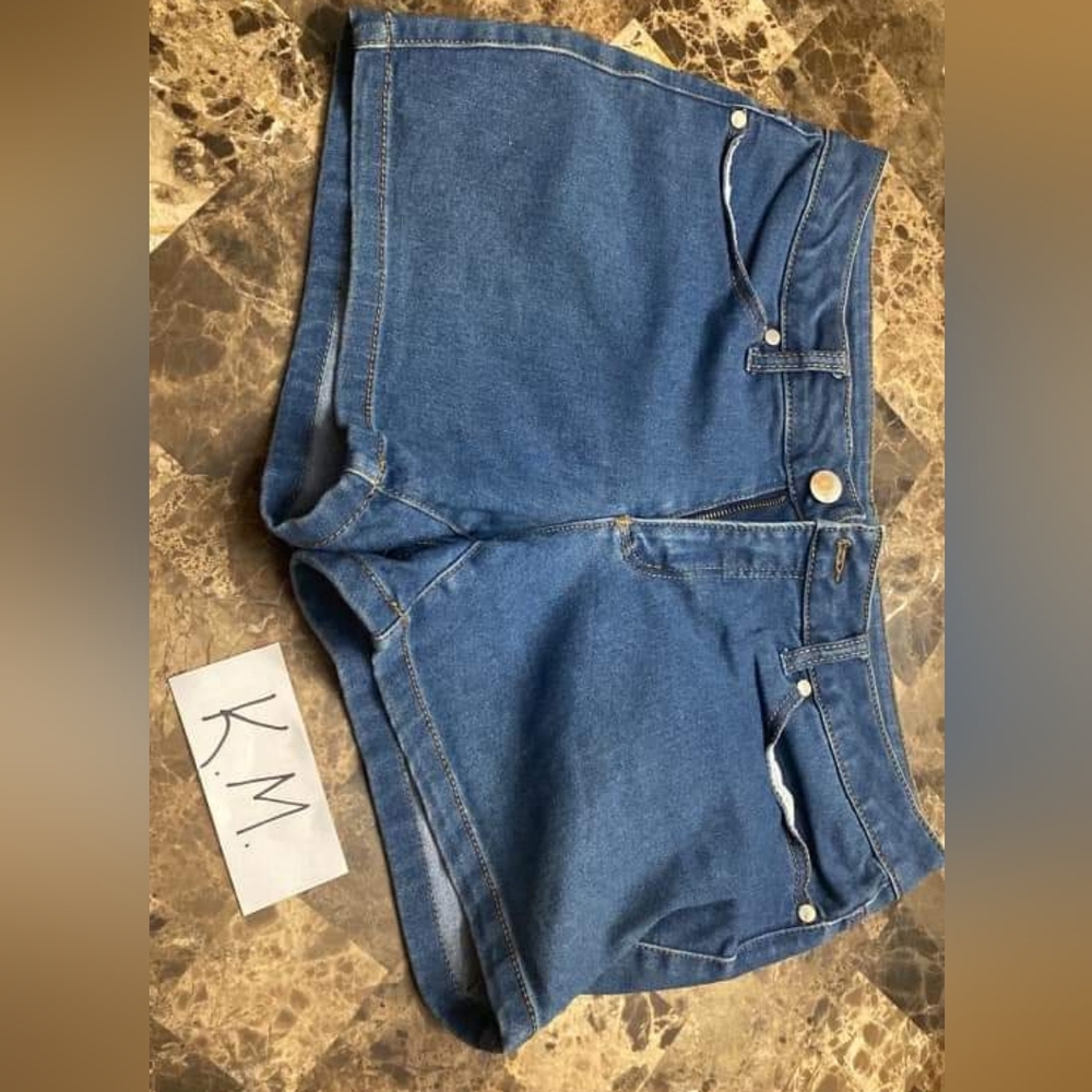 Jean shorts 10